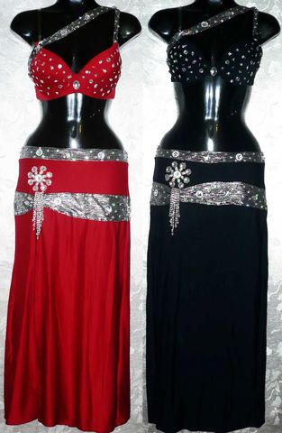 Conjunto rojo con plata y negro con plata, $1300c/u