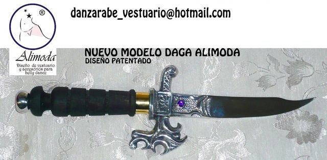 Daga $250 una, el par en $450, mide aprox 35cms de largo.