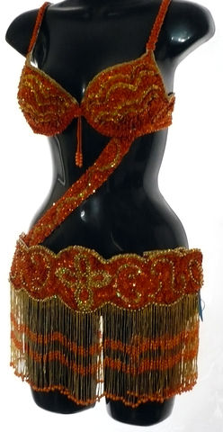 Traje naranja-oro $1600