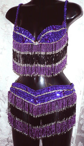Traje morado-negro-plata $1600