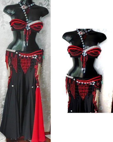 Conjunto negro rojo cordones y estras checo, cualquier color $4000 bra, fajin, falda y brazaletes
