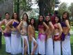 Chicas del Club Futurama visten fala recta en likra blanca