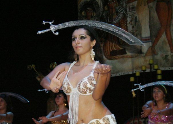 Jess baila con Sable Alimoda